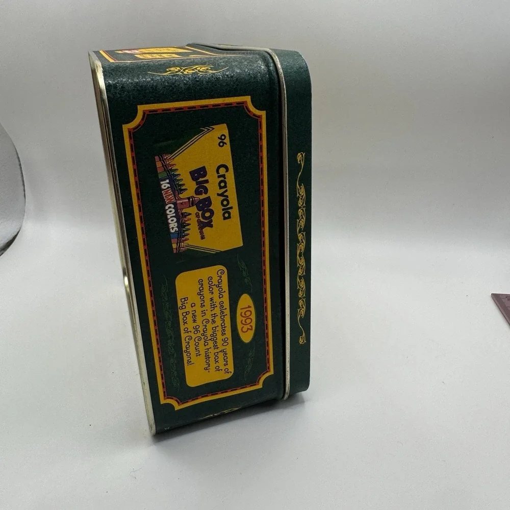 VTG Crayola 90th Anniversary 1903 1993 Tin Box 64‎ Count Crayons Storage Case